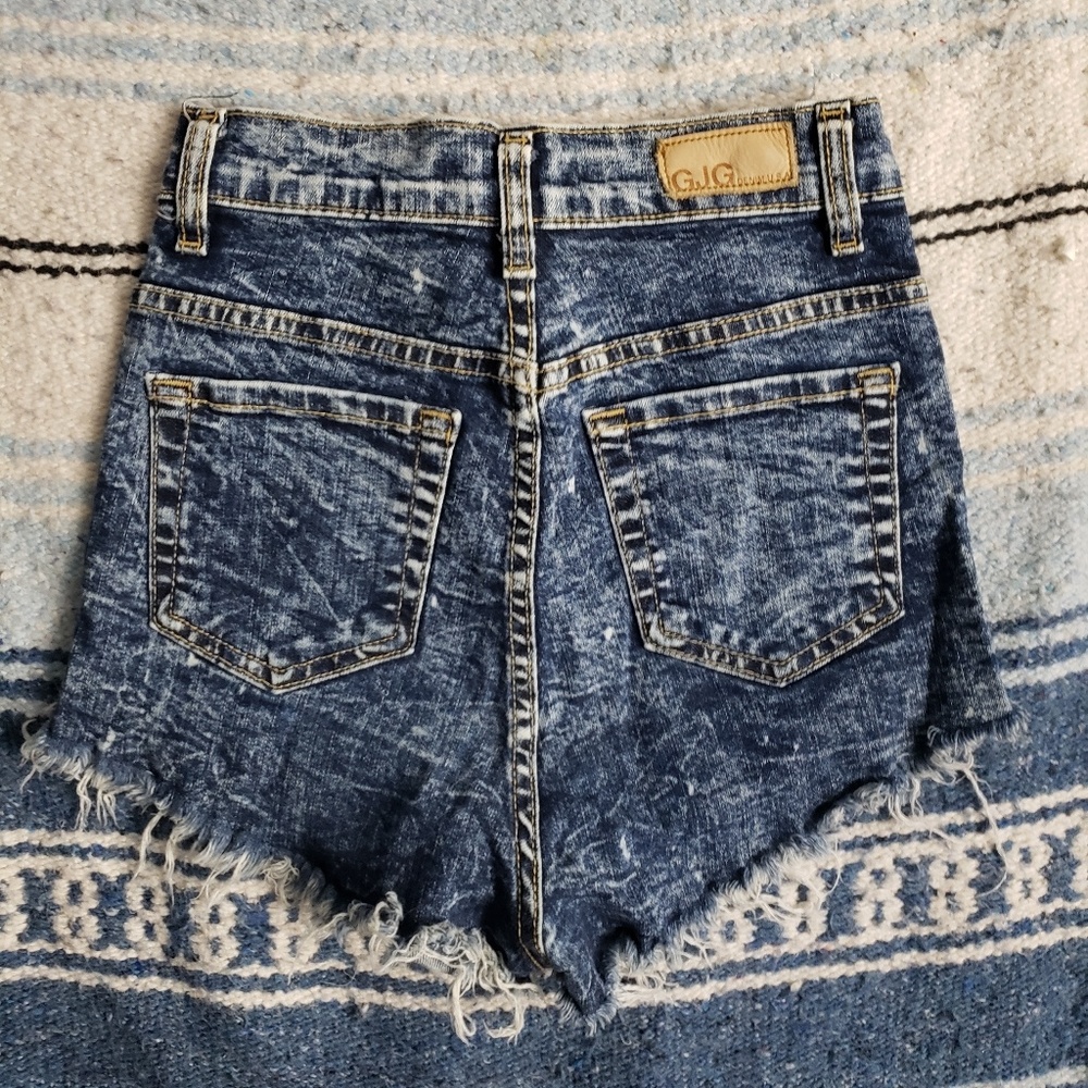 High Rise Shorts - Picture 2 of 3